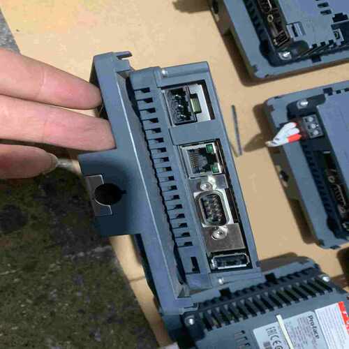 咨询-爱默生E1000-4T0055P5.5kw变频器，功
