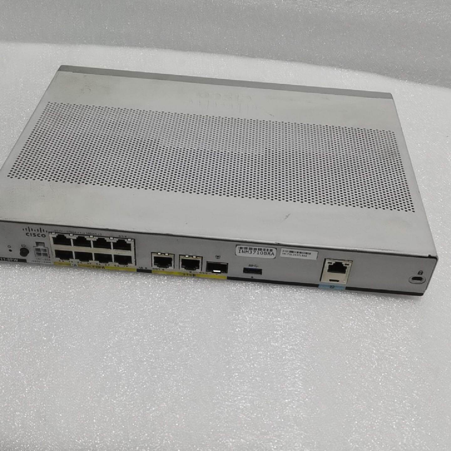 议价--二手CISCO 思科 C1111-8PW 千兆路由器   实