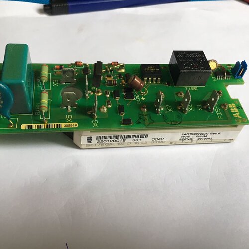3ADT220120R1TYPEF1S3A和FIS3A是ABB直流调速器DCS400励磁板原厂