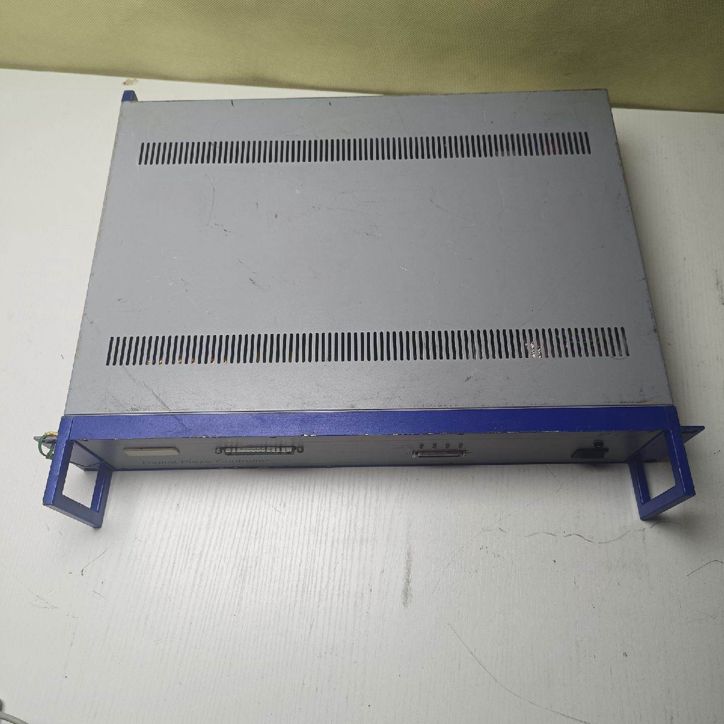 高能激光器数字压电控制器 现货实物拍摄有需要联系我 议价--议