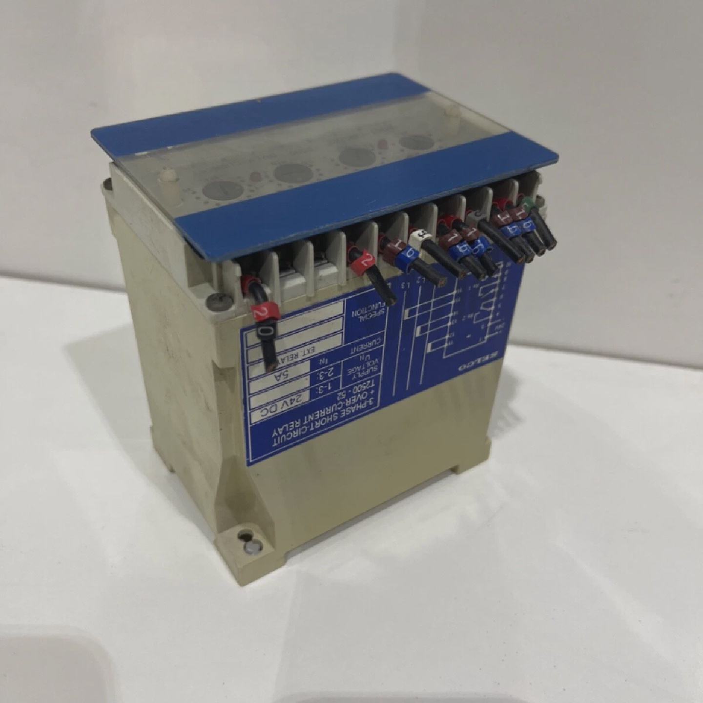 SELCO T2500 Overcurrent  Short Circuit Relay - 实物图
