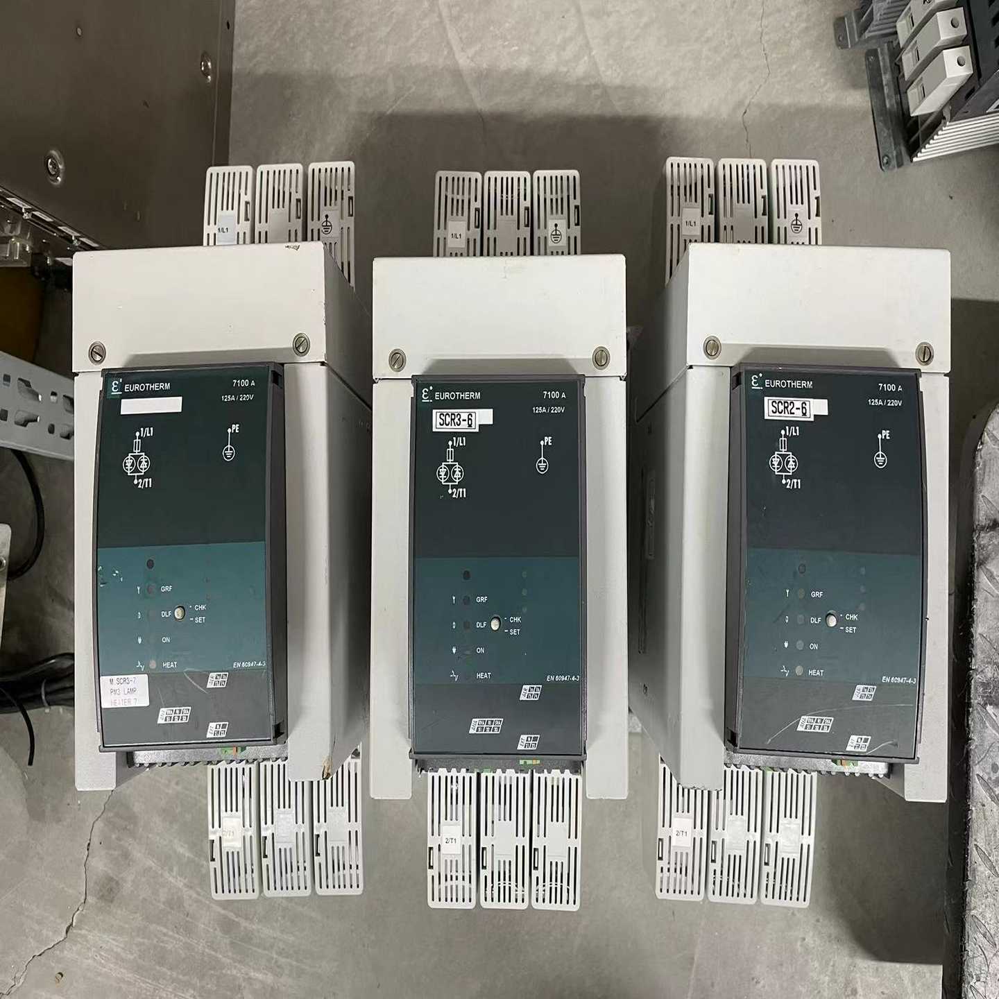 EUROTHERM7100A125A/220V/SELF