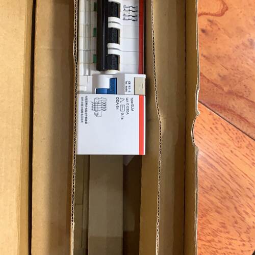 全新原装ABB剩余电流动作断路器ds264d160.0-议价