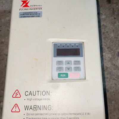议价变频器DZB300B003.7.L4A  3.7kw
