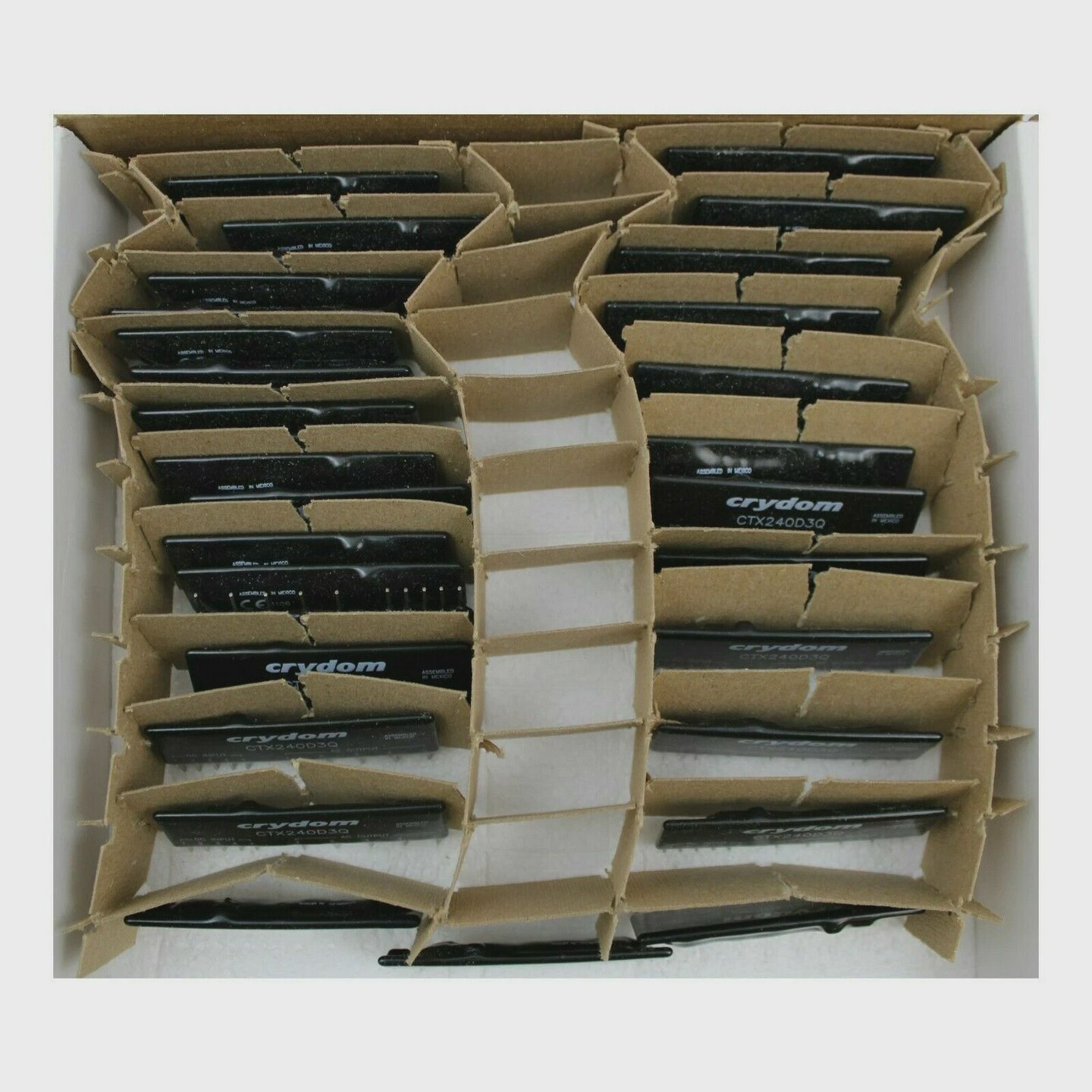 CRYDOMSOLIDSTATERELAYMODELCTX240D3QLOTOF40(ONEBOX)