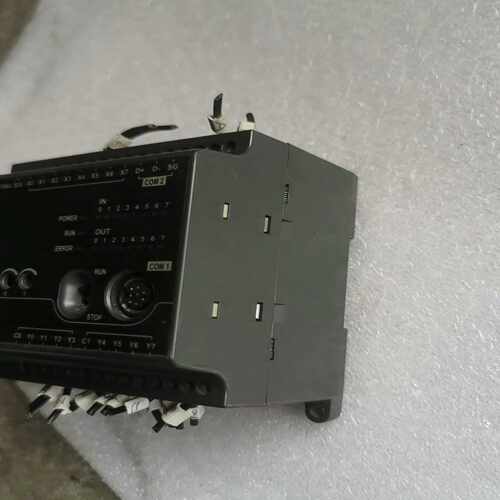 台达DVP16EC00R3，实物照，99新，功能。V8.~询价