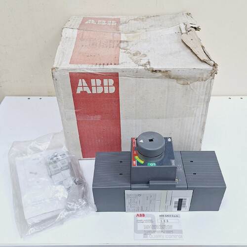 ABB SACE TMAX T2 S 160  1SDA051218R1 Circuit Breaker 52A 3P