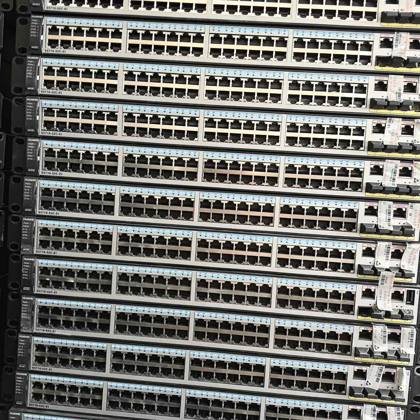 询价华为S5710-52C-EI三层交换机，48个全千兆电口
