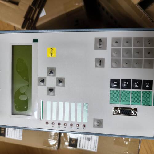 议价7SJ6825-5EW90-3FE0-L0A继电保护装置，全新原装正品