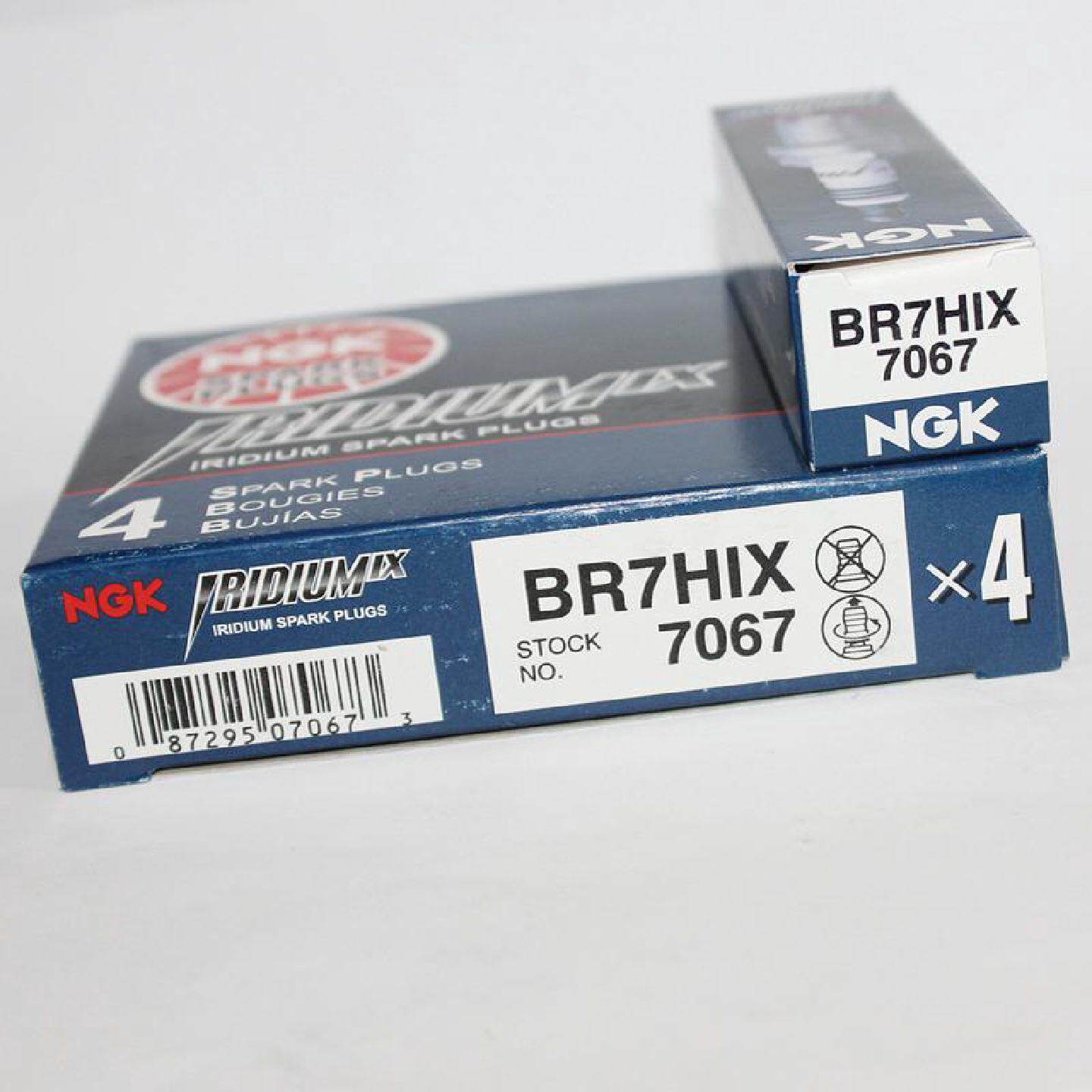 NGK铱金火花塞BR7HIX适用两冲程船外机摩托艇BR7HSE7TC踏板车DIO