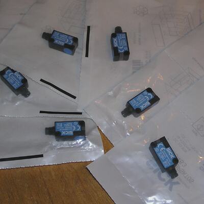 NEW  Lot of 6x SICK IQ1003BPSKT0S 1055453  1 055 453 Inducti