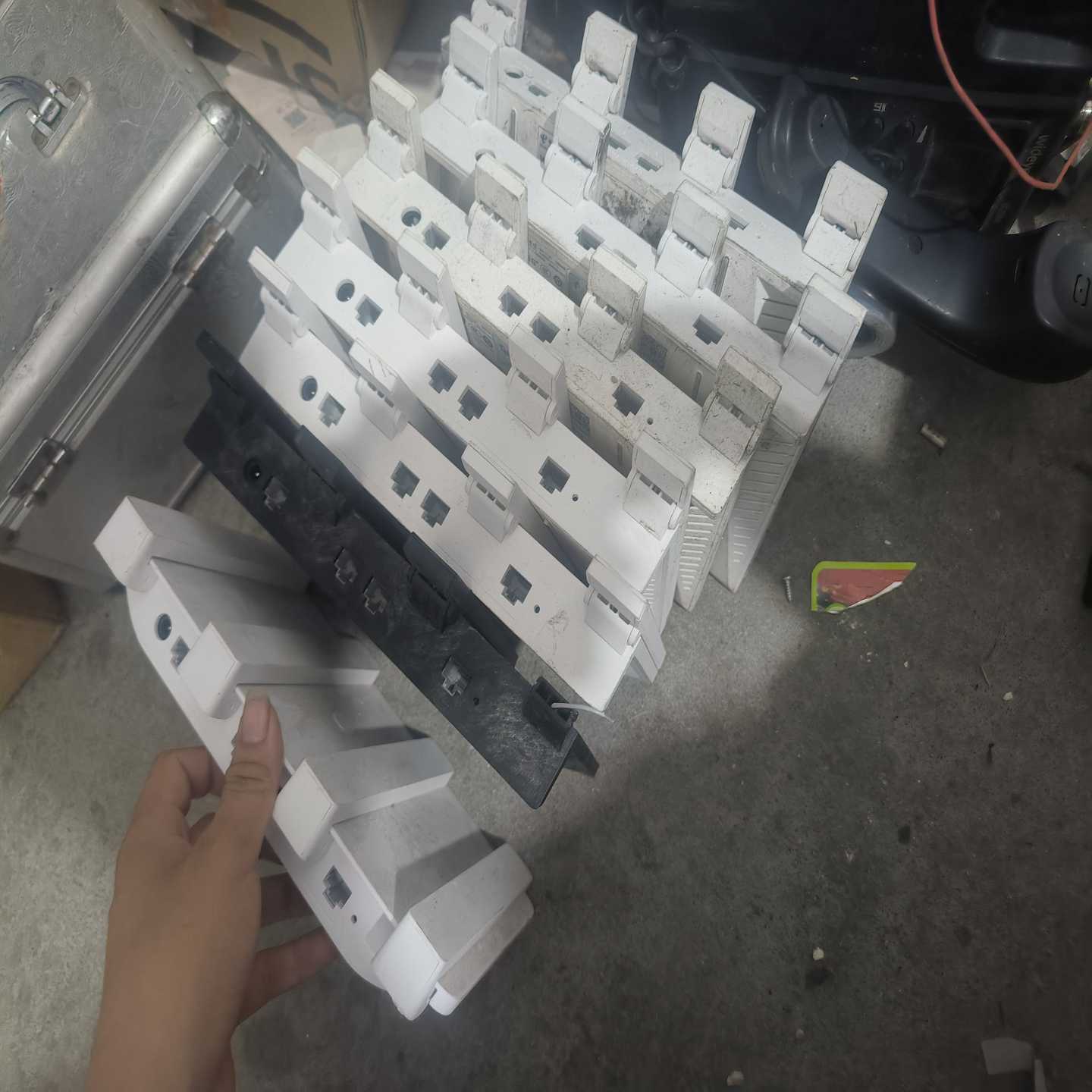 （请咨询）华为路由器 tc7102 有6个 黑色断天线  一个xd27