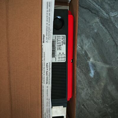 议价全新原装正品EUCHNERgk安全开关STP4A4121A024M