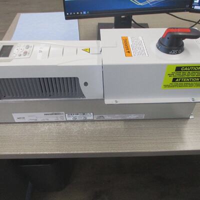 ABBACH550交流电驱动器带断开ACH550PDR06A621.5HP3Ph