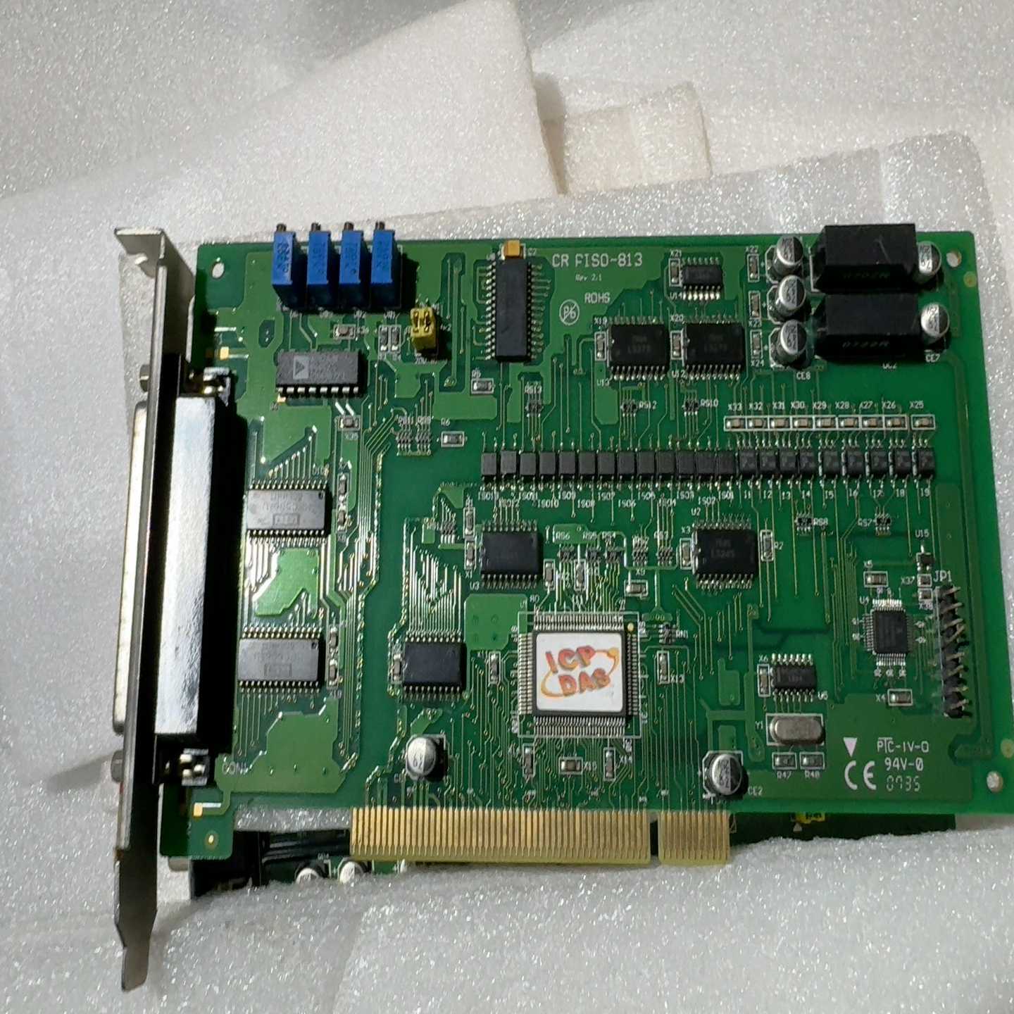 X151泓格PISO-81332路隔离模拟量输入采集(亚飞商行)
