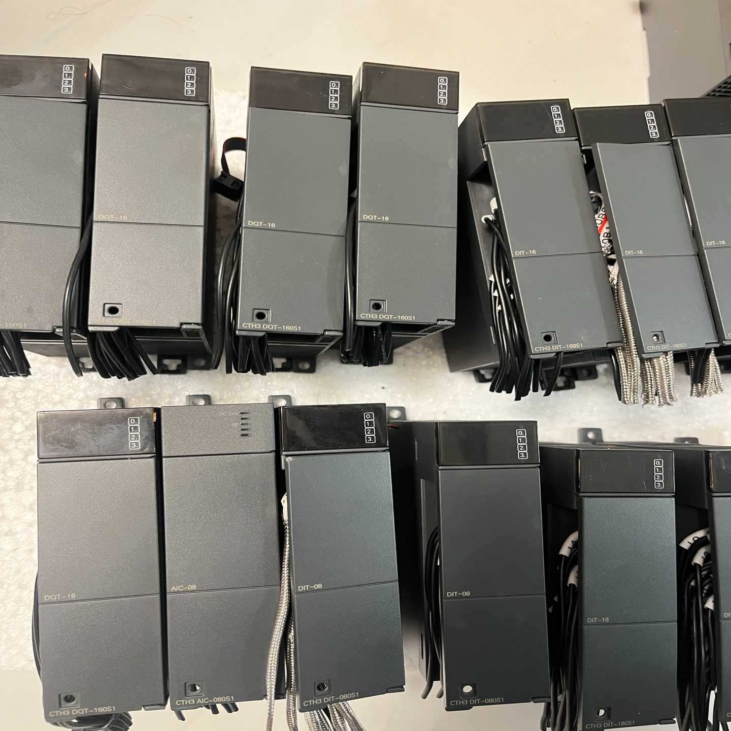 议价CTH3H35-000S1U400有两个现货/维修