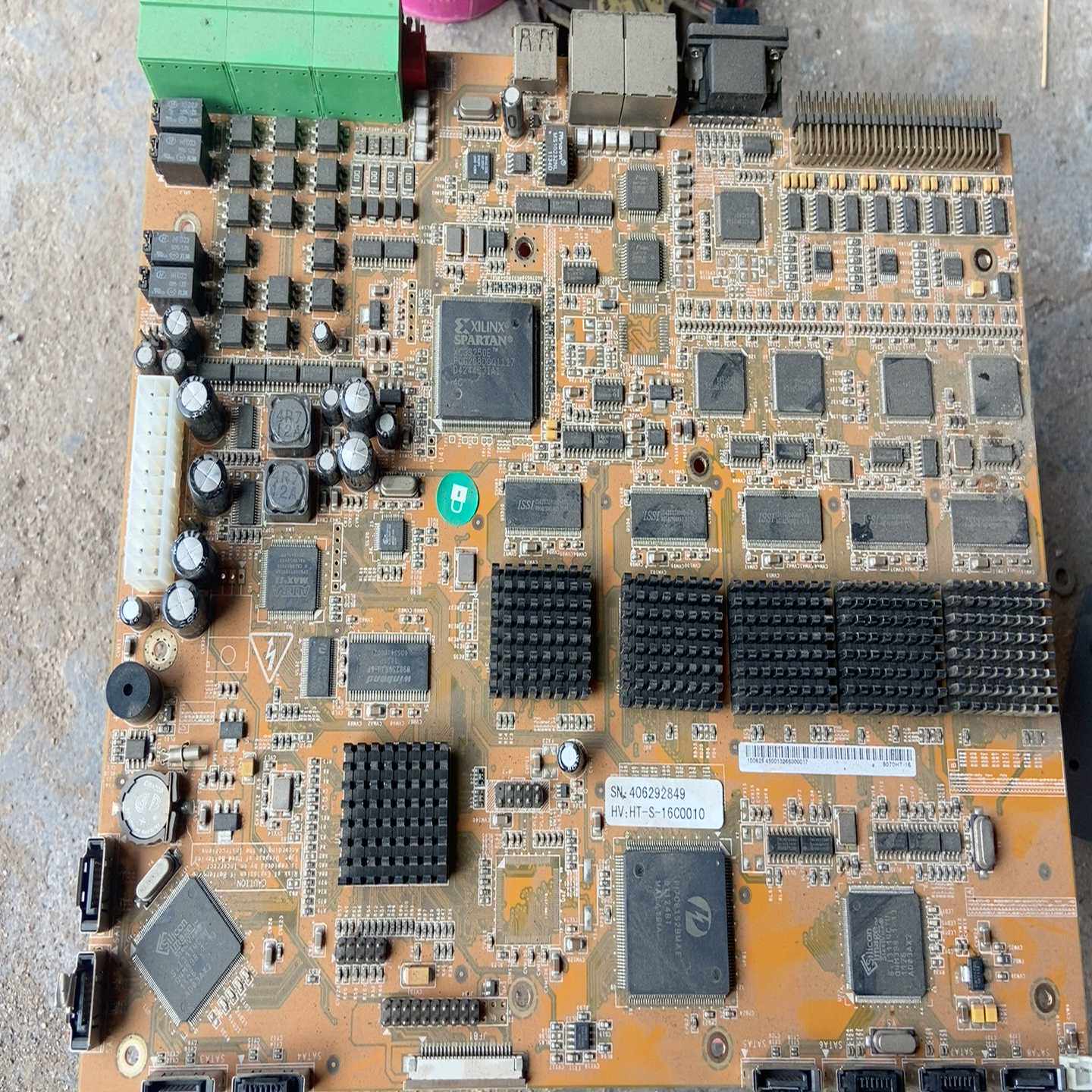 海康威视硬盘录像机主板，XILINX芯片，带SATA硬盘接口--议价商品