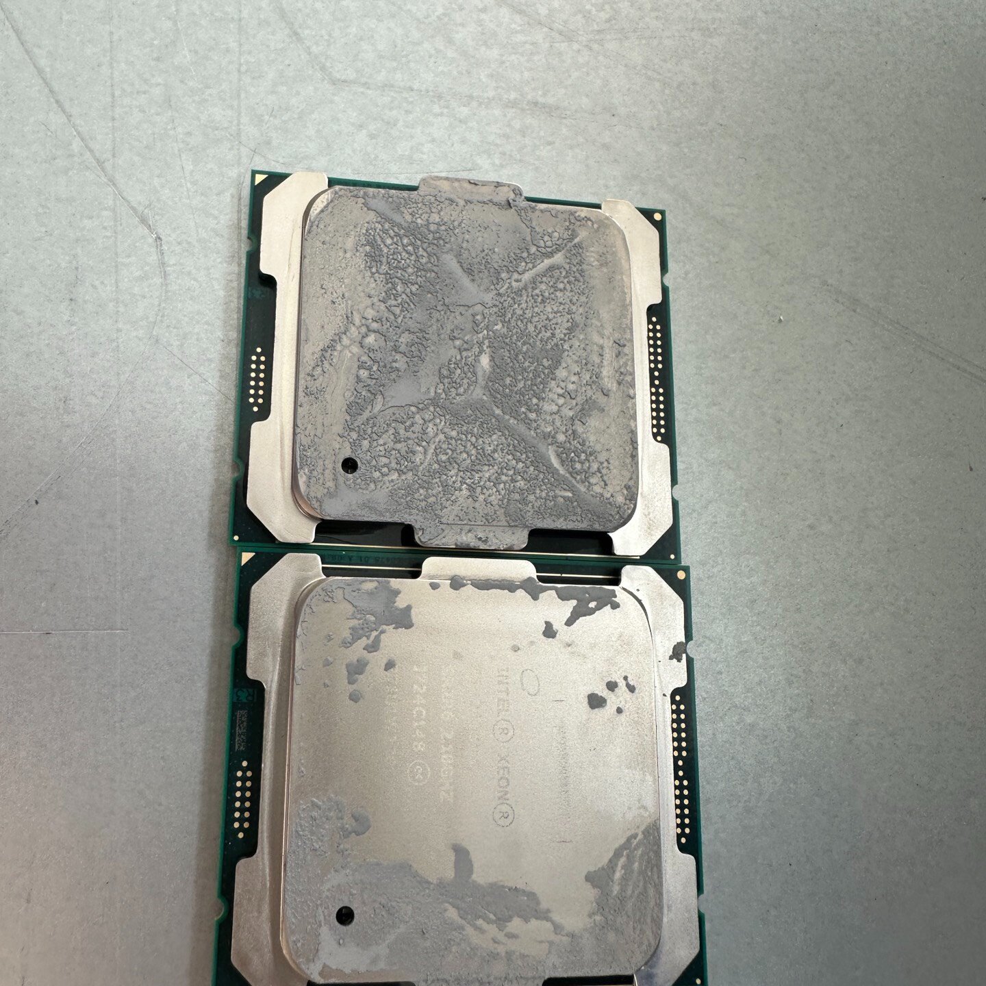 Intel E5 2620v4 CPU 正显版 8核心 16议价