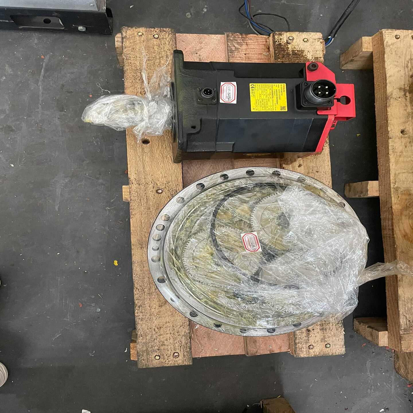 发那科2000IB165F二轴电机、二轴减速机出售-议价