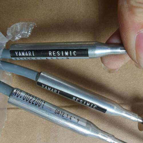 (议)YAMARI温度传感器PT100CLASSB未使用