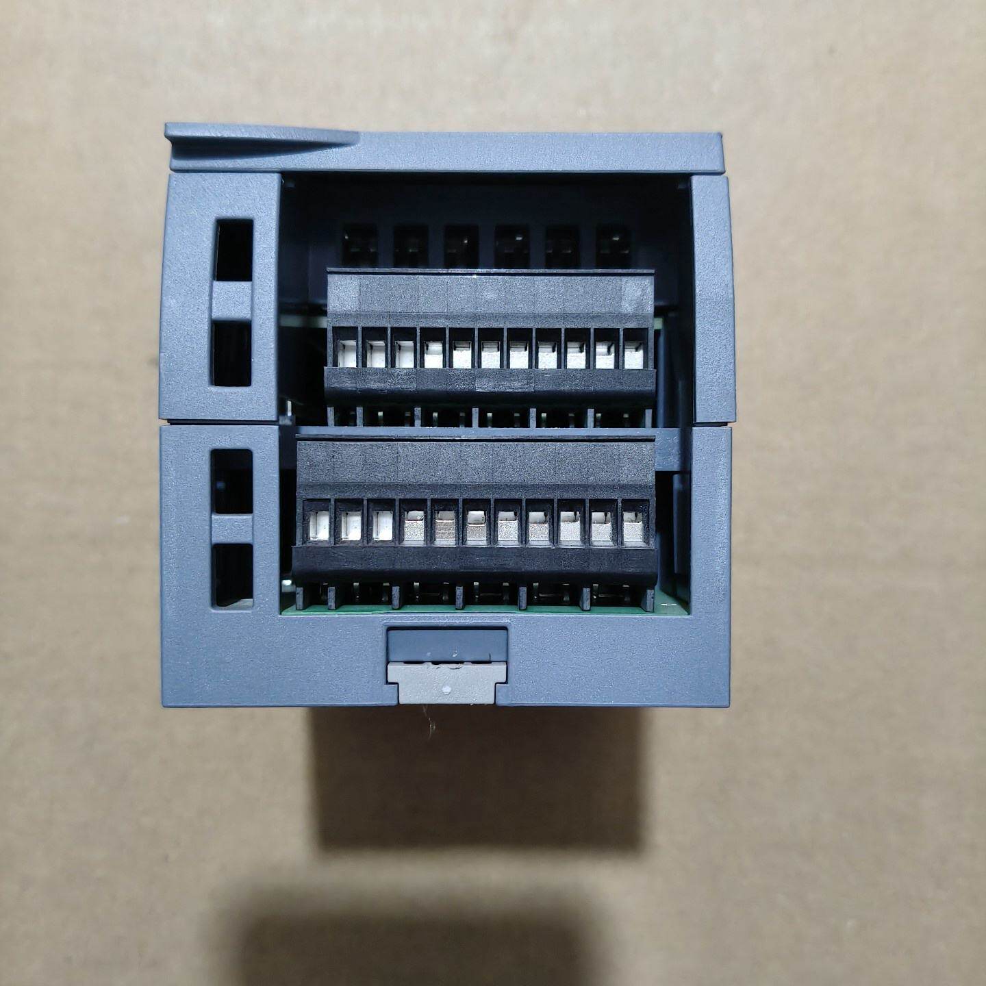 西门子PLC扩展模块，S7-1200系列，型号6ES7 22--议价商品