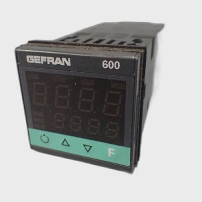 600RD000  GEFRAN  600RD000  RGULATEUR DE TEMPRATURE USED