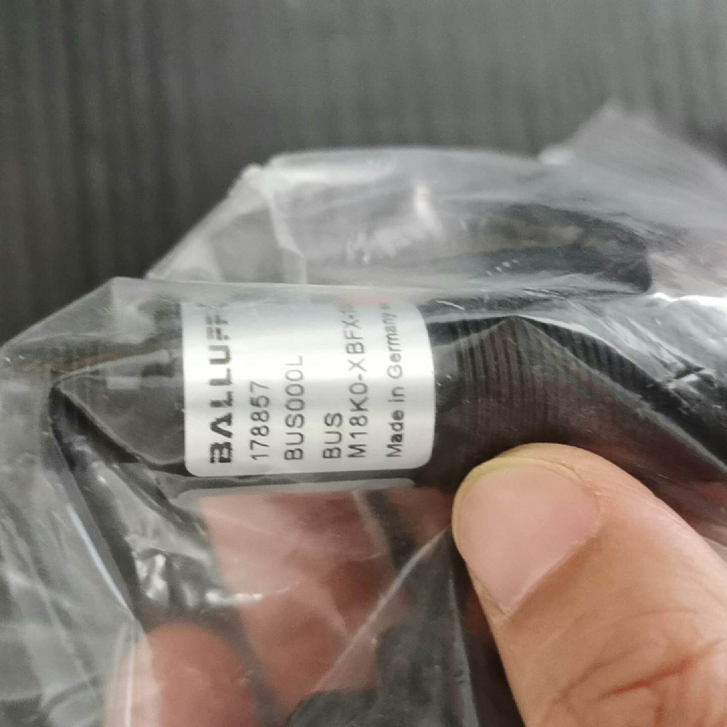 【询价】巴鲁夫BUS000L超声波传感器BUS M18K0-适用