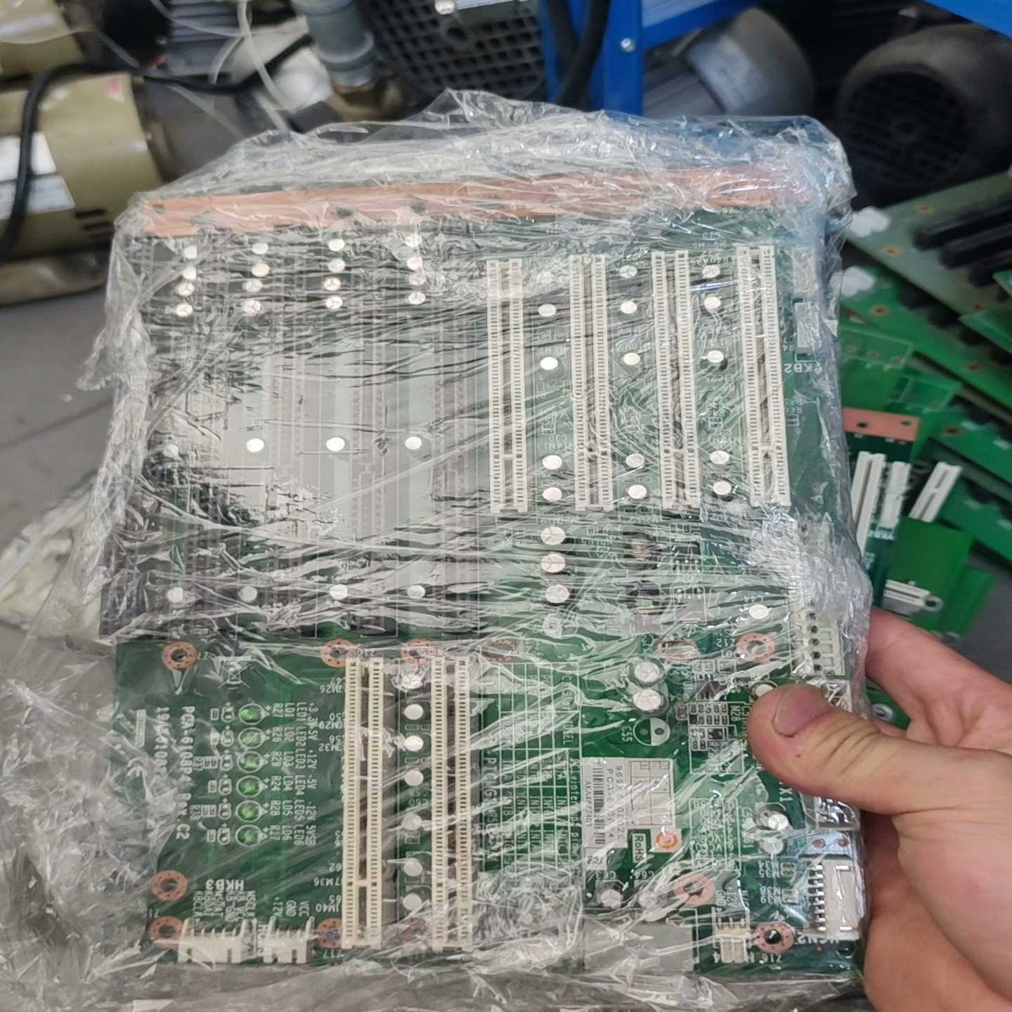 研华工控底板，型号：PCA-6108P4REV2，成色--议价商品