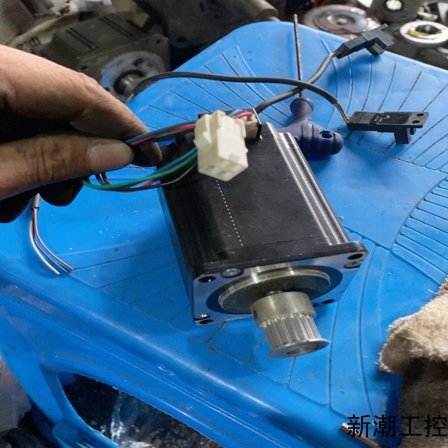 研控YAKO两相57步进电机YK57XN78-4208A配线议价商品