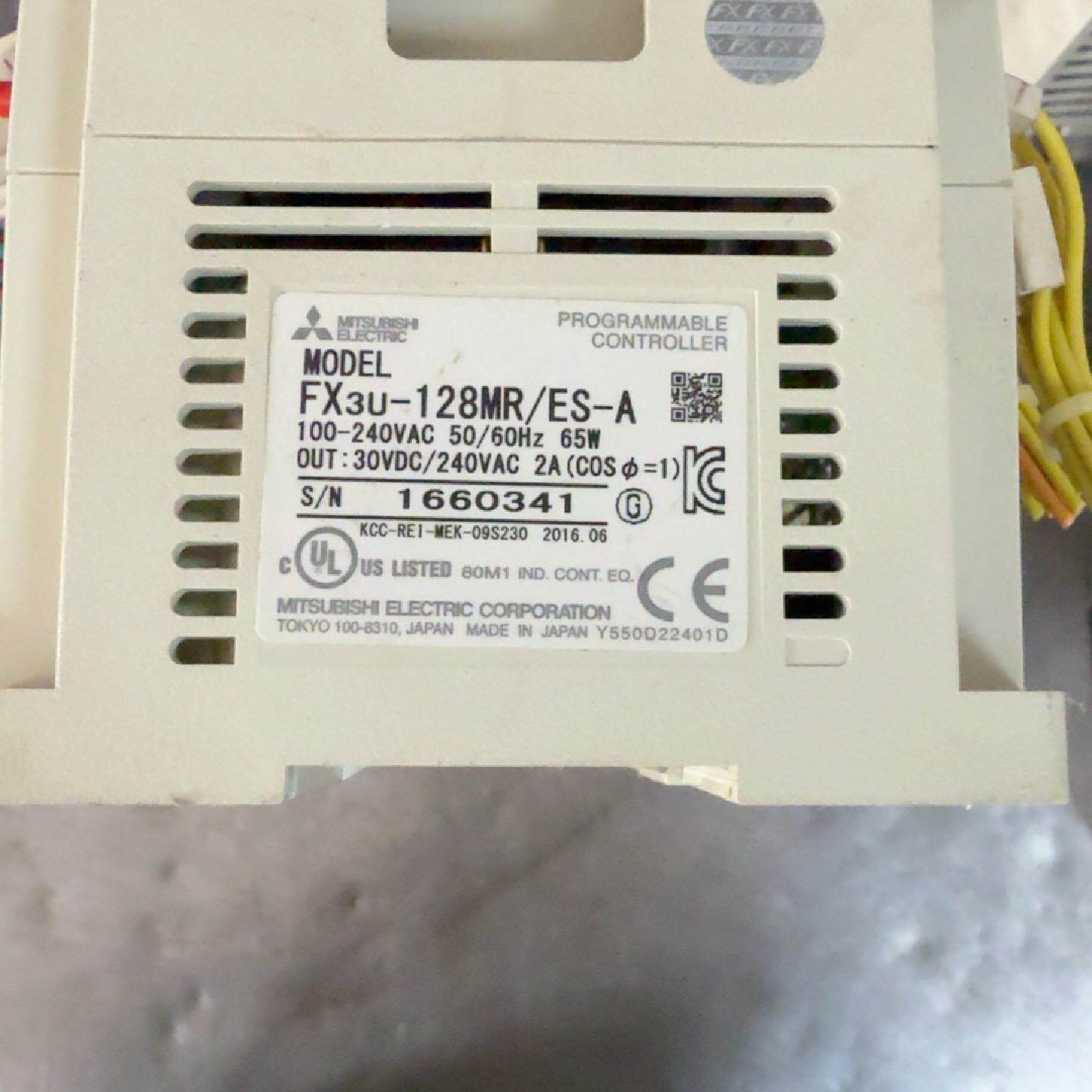 FX3U-128MR/ES-A主机 成色如图,—议价