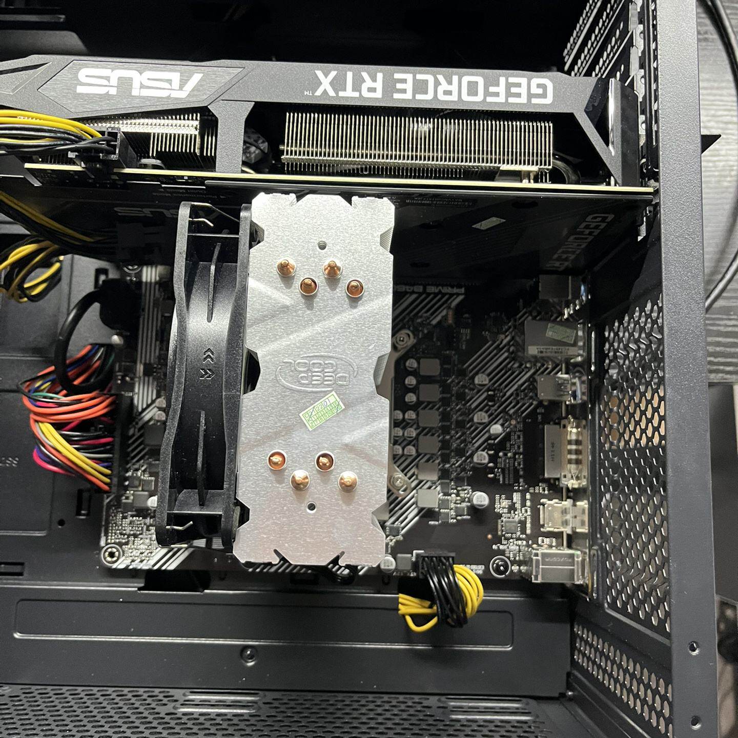 i7-11700华硕B460M主板。去年12月装的机子。现议价