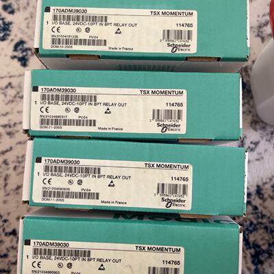 议价170Adm39030. Br New Original Unopened. There Are Also 3