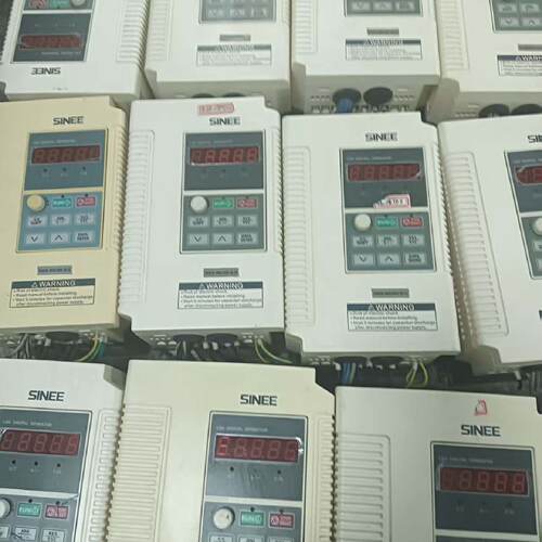 【议价】正弦变频器，型号EM303B-7R5G/9R0P-3，7.5