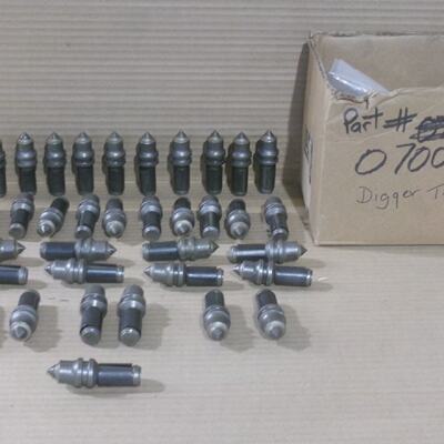 New Lot of 35 Ditch Witch T23T Trencher Auger Teeth Bit AK