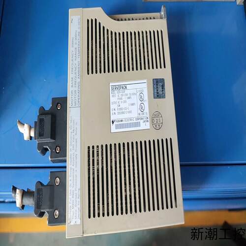 安川伺服驱动器SGDA-A5AP200V输入拆机品外观议价商品