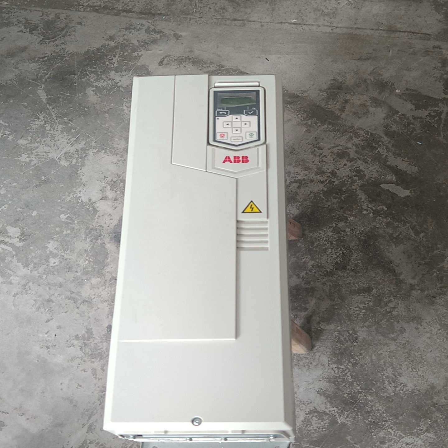 变频器ACS530-01-062A-4原装30KW