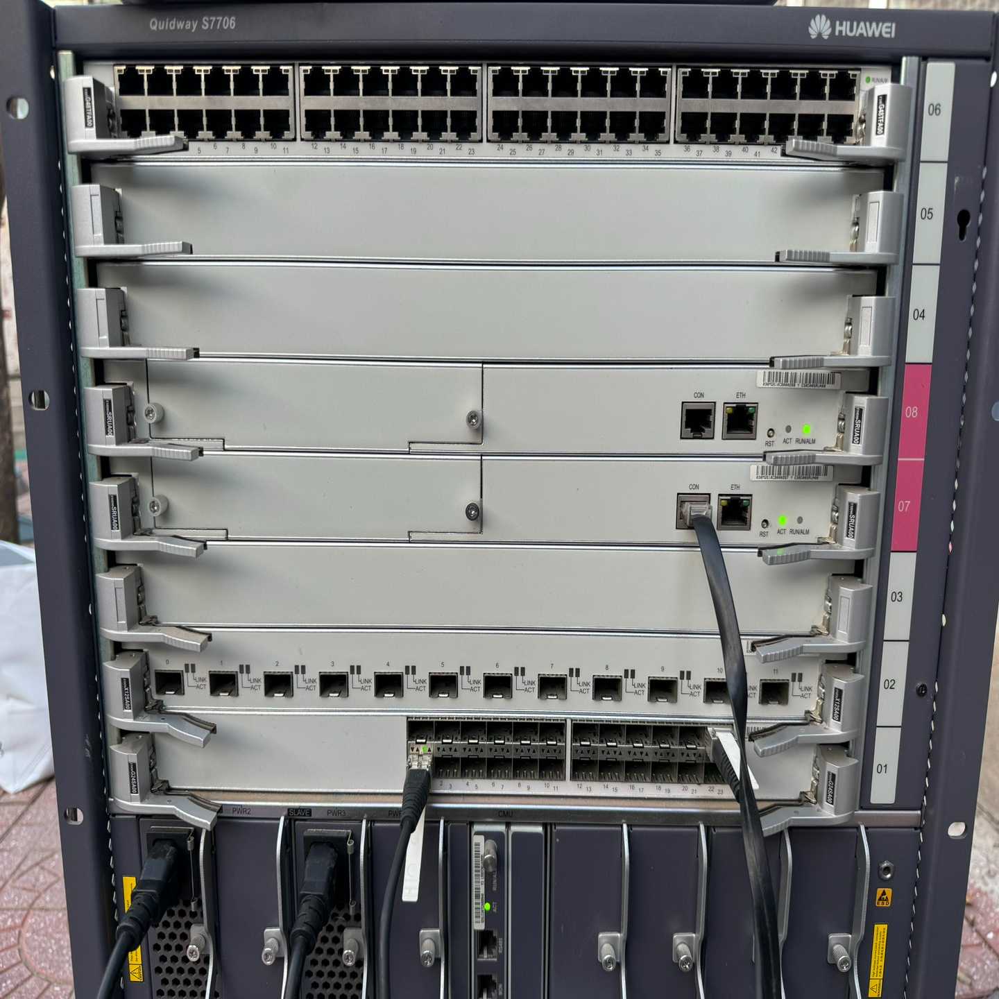 华为S7706核心交换机 两台 具体配置如图