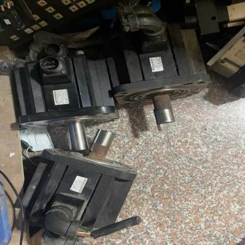 议价安川电机SGMGH-30ACA61拆机包好实图拍漂亮