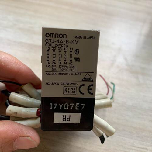 询-G7J4ABKM24VDC25A外观如