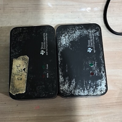MSP430仿真器MSPFET实物拍摄通电显示如下图，议价商品
