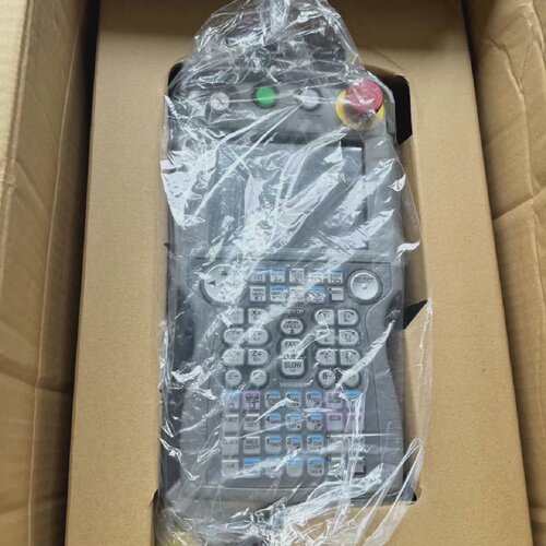 寻XYASKAWA安川DX200示教器JZRCRYPP211
