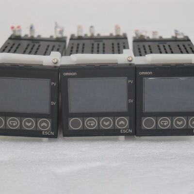 3UNITS OMRON E5CNR1TU  P3GA11 TEMPERATURE CONTROLLER