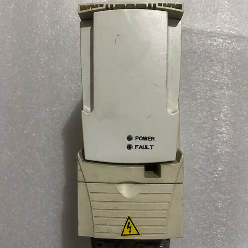 询价变频器，的，成色可以，型号：ACS355-03E-议价