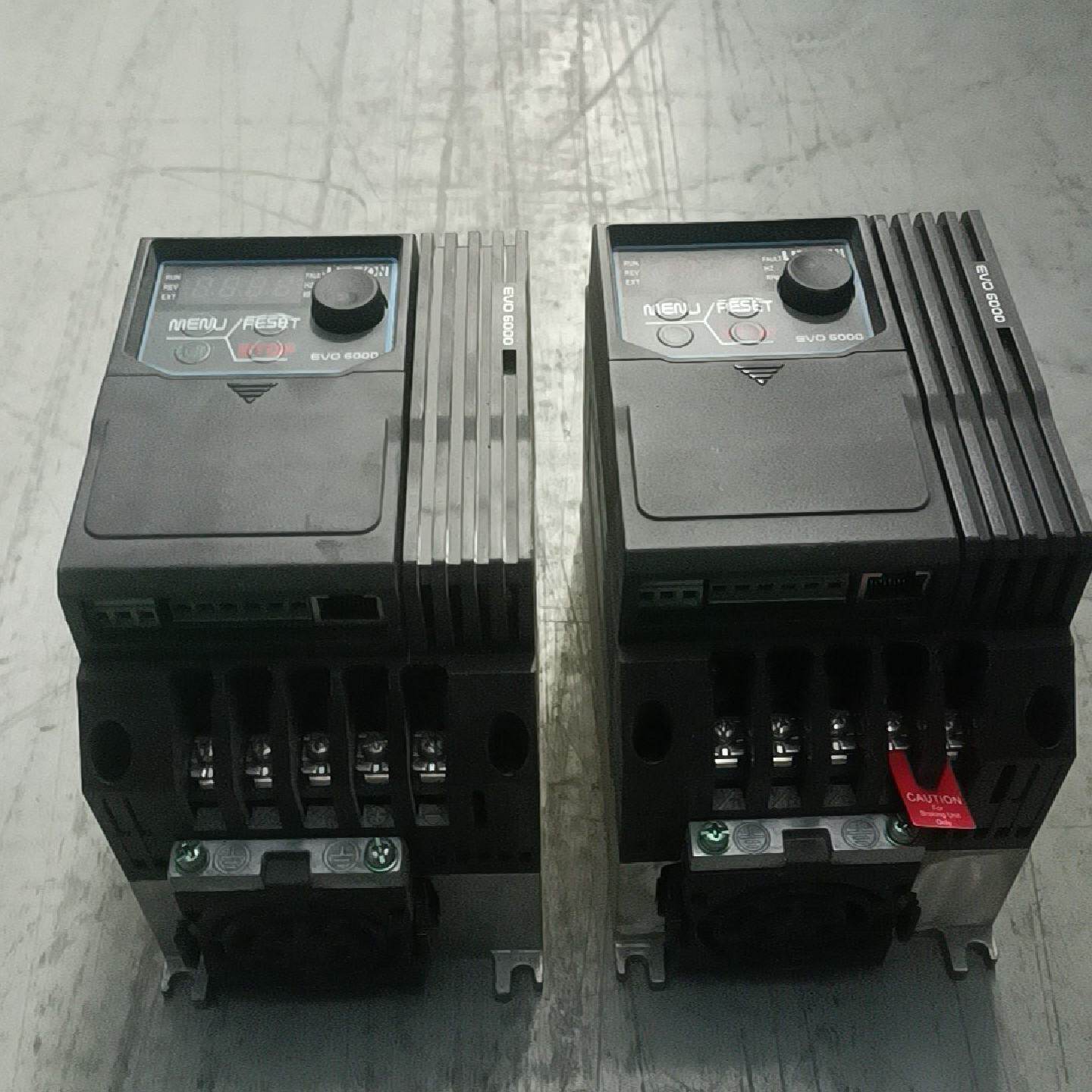 光宝EVO600043S2D2E20F变频器 实物图拍摄 功--议价商品
