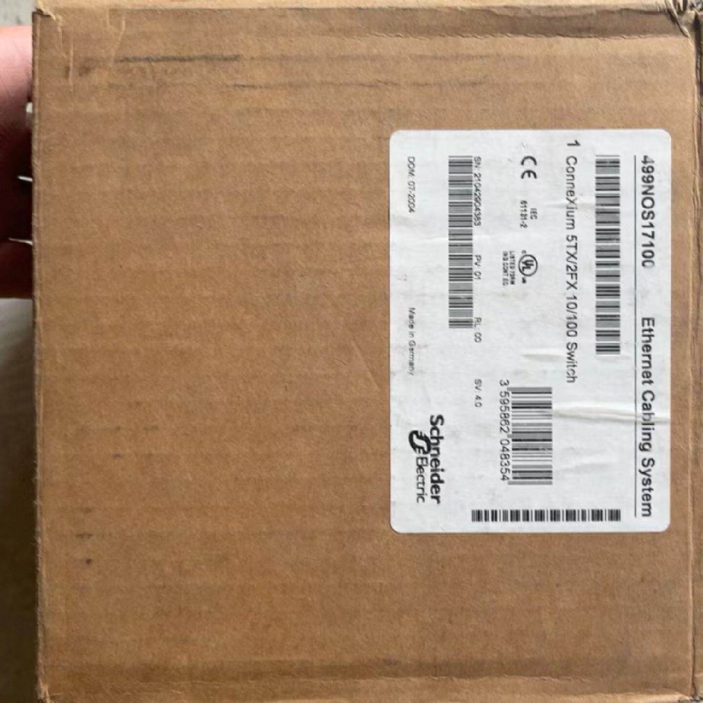 议价499NOS17100 施耐德工业交换机现货实拍顺丰包邮谘询议价