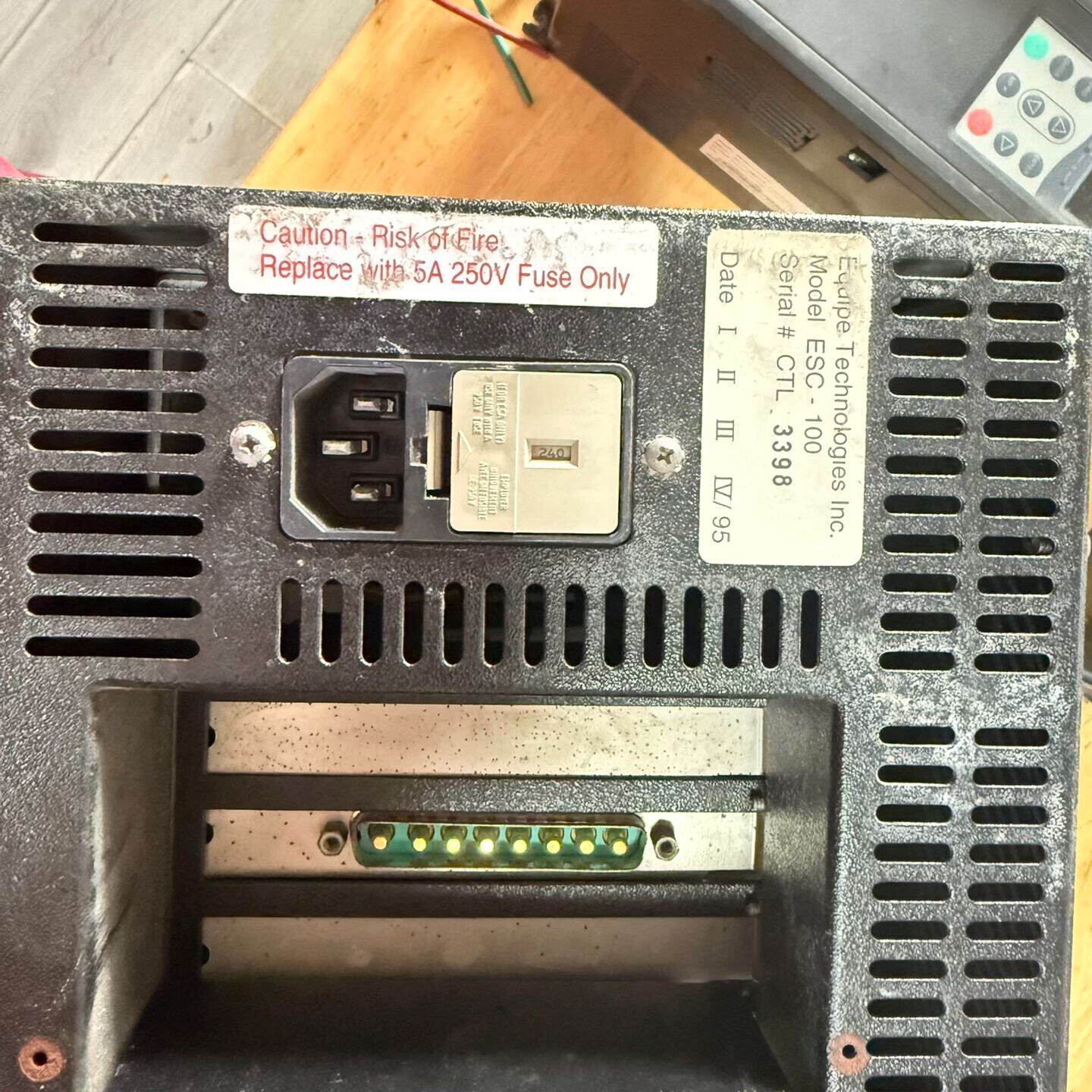艾德普电源ESC-100，双90度9针PATA接口，1个ID--议价商品