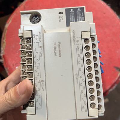 松下PLC FP-X0 L30R，型号AFPX0L3-议价