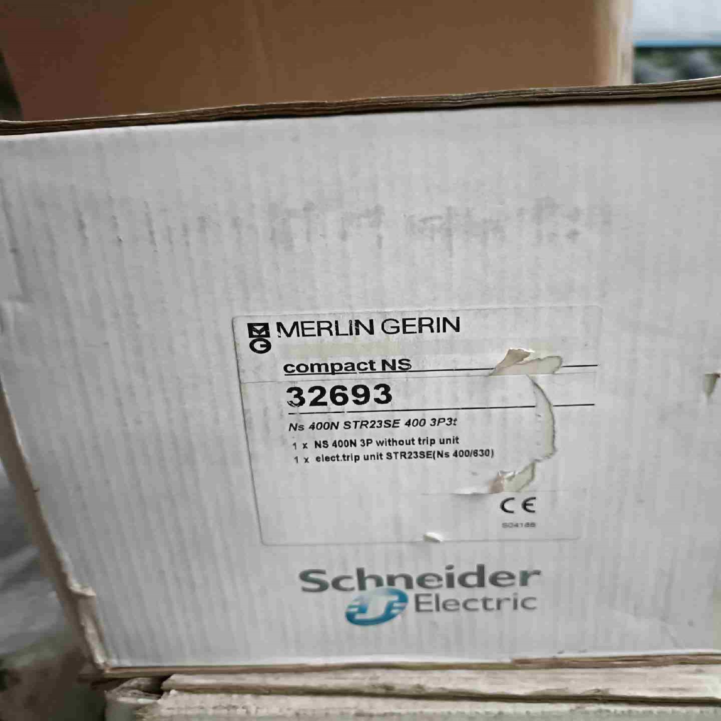 施耐德NS400N STR23SE 3P 库存【白零商行】
