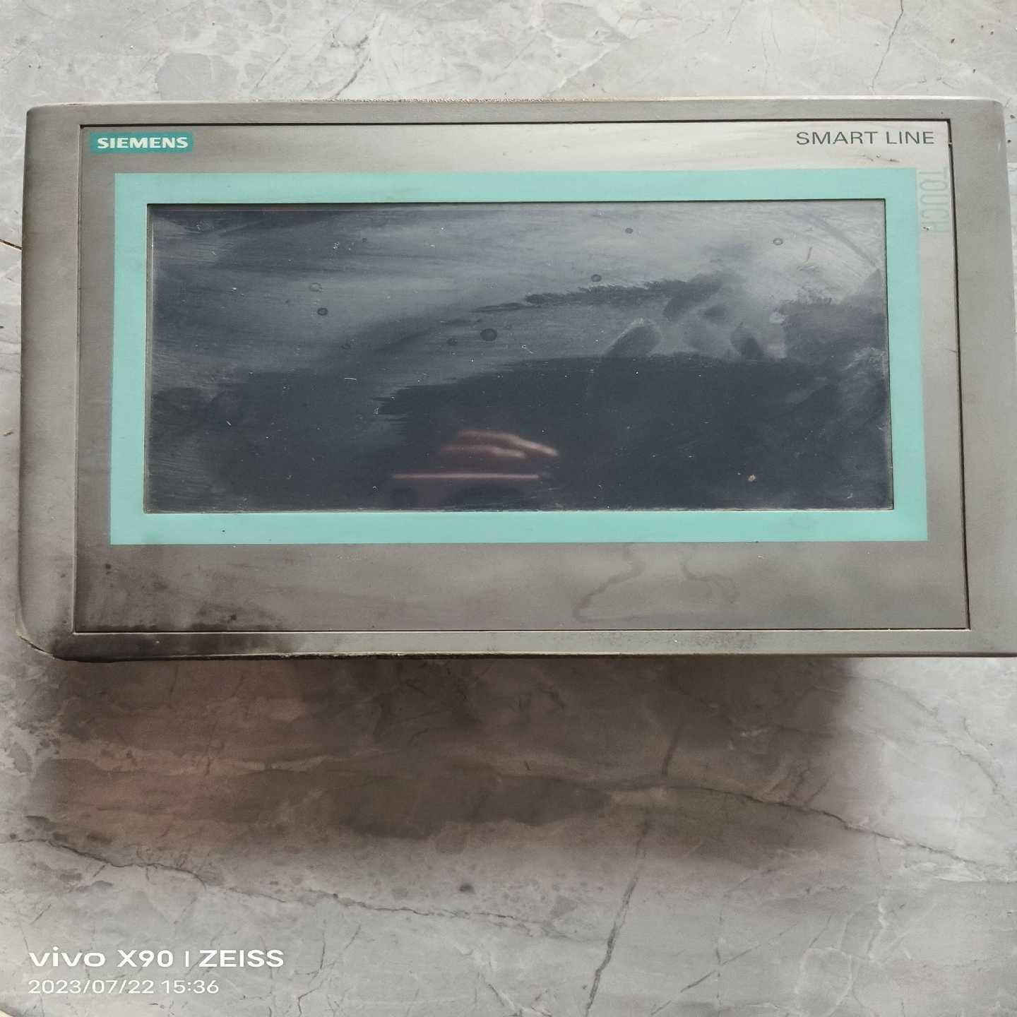 议价西门子原装拆机触摸屏幕smart700