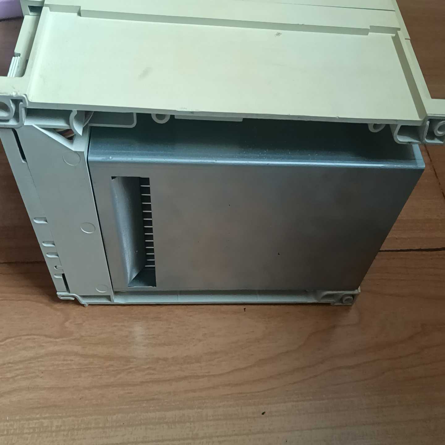 沙迪克控制屏拆机显示器原装高压条PUC-P141A 功能正常一议价